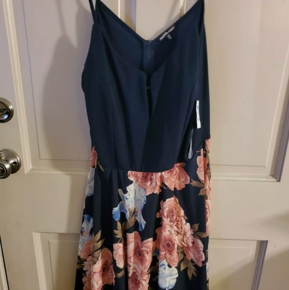 CHARLOTTE Russe. 2X. Blue and pink - Picture 4 of 13